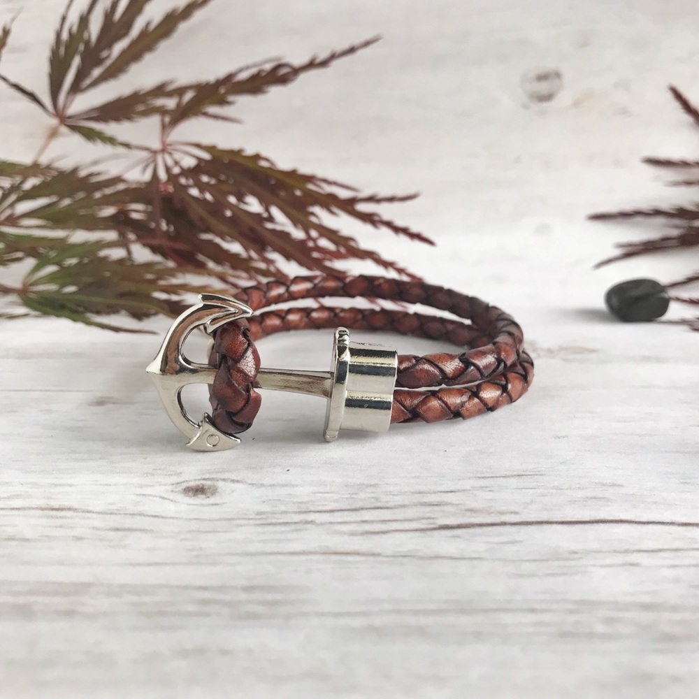 Hand Crafted Leather Anchor Bracelet